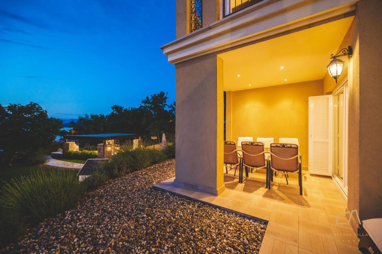 Luxury Apartments Villa Luce Malinska Exterior foto